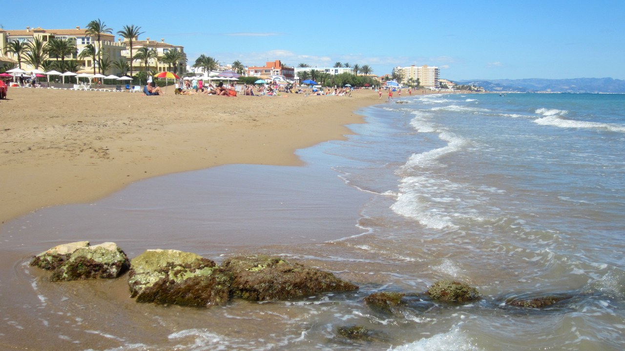 Las Marinas sandy beach, D&eacute;nia